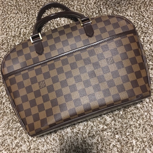 Louis Vuitton Handbags - AUTHENTIC Vintage Louis Vuitton Sarria Horizontal